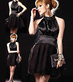Чёрное маленькое платье
